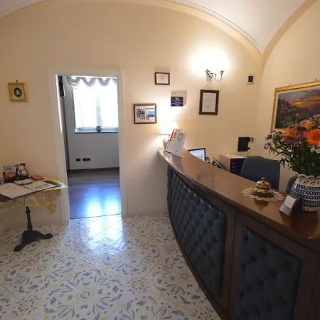 Palazzo Pisani 3* Амальфі